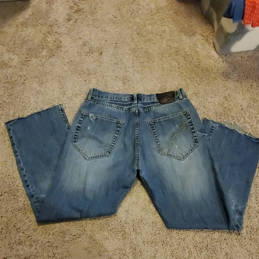 Ed Hardy BUTTON FLY Men's Jean's size 36 x 29.5